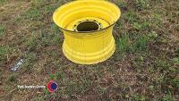 John Deere 6215R front wheel rim