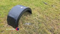 2 x plastic Ford transit mud guards