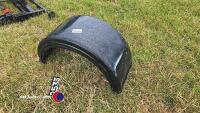 2 x plastic Ford transit mud guards - 3