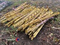 100 plastic electric fence stakes - 2