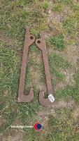 2 x JCB weld on brackets - 2