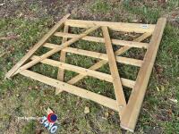 5ft wooden field gate