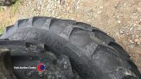 2 x 340-85-46 and 2 x 320-85-32 CASE rowcrop wheels - 5