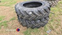 2 x 420/85R34 tyre - 4