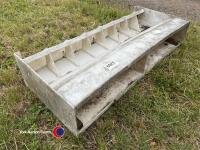 Pig feeder - 3