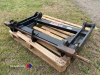 Agriweld loader adapter plate, JCB to Q fit - 4