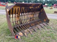 JCB front riddle bucket