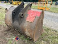 Digger riddle bucket - 3