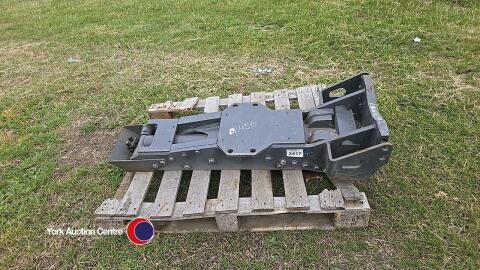 Bill Bennet pick up hitch to suit Fendt