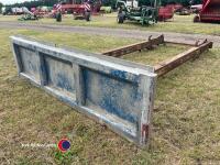 Grain pusher with JCB brackets or fork lift tine mounting - 3