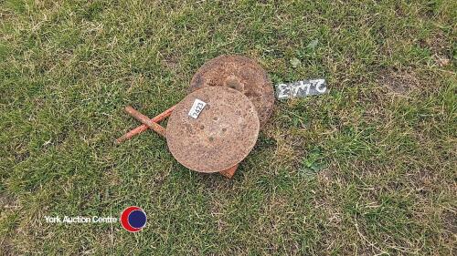 Pair marker discs