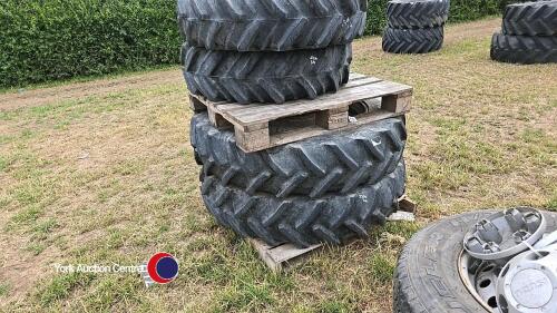 13.6x38 rear wheels and 13.6x24 front wheels
