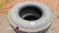 2 x 385/65 R22.5 tyres - 2