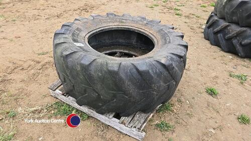 460/70 R24 tyre