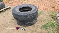 2 x 315/80 R22.5 tyres - 4
