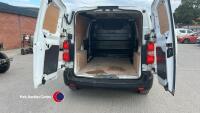 2019 Citroen Dispatch - FT19 AXY - diesel - 1 keeper from new - HPi clear - MOT 11/06/26 - 126505 miles - V5 in office - Euro 6 - cruise control - DAB radio - Bluetooth - reversing sensors - 7