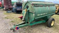 New Holland barrell muck spreader - 2