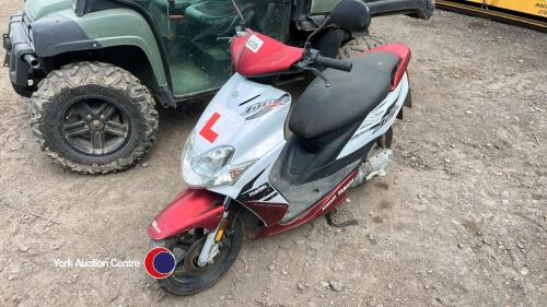 2015 Yamaha jog 50 - YS64 UME - MOT 7/3/26 - V5 in office - HPi clear - 3 former keepers , key in office