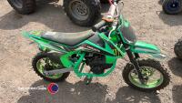 Off road child's petrol motorbike, key in office - 3