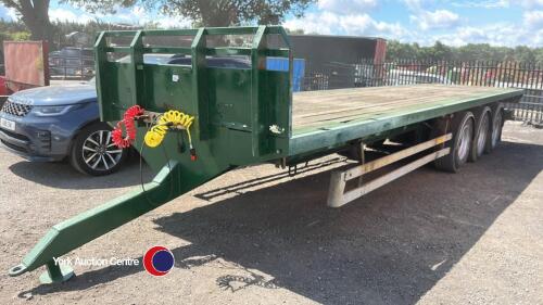 34ft tri-axle trailer, air brakes all lights work