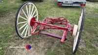 Vintage horse cart, braked axles with wheels and turn circle - 2