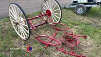 Vintage horse cart, braked axles with wheels and turn circle - 3
