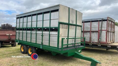 1998 Triffitt 16ft livestock trailer
