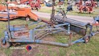 Cooks flat 8 bale sledge, hydraulic opening door - 2