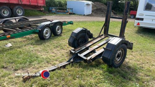 Single axle roller trailer