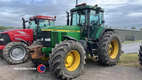 John Deere 7710 tractor, 40kph, pick up hitch, air con, 650 tyres, well maintained, 12000 hrs, 2002 - YA02 YUJ - V5 in office , key in office