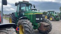 John Deere 7710 tractor, 40kph, pick up hitch, air con, 650 tyres, well maintained, 12000 hrs, 2002 - YA02 YUJ - V5 in office , key in office - 2