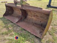 Ditching bucket