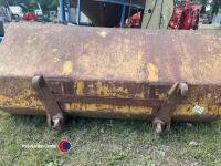 Tractor bucket - 4