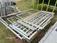 Bateman fixed sheep handling system, will hold 250 adult sheep - 4