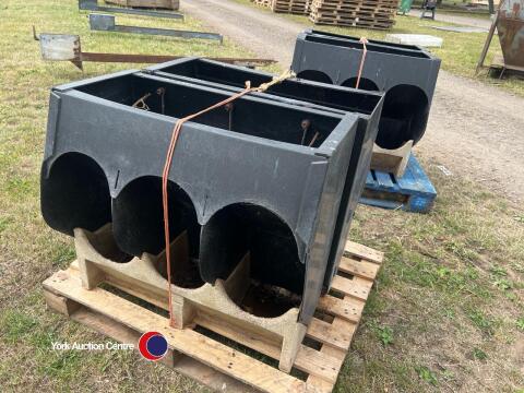 4 x ACO finisher pig feed hoppers