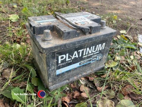 Electric fencer battery
