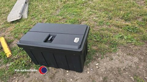 Large Plastic strap box