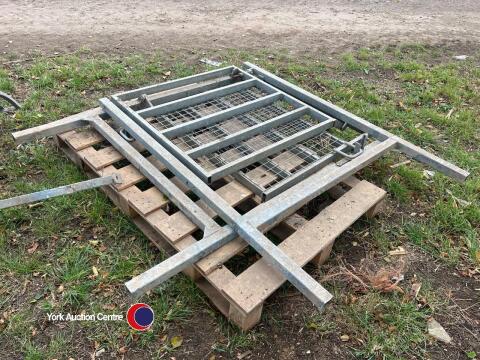 Footpath gate