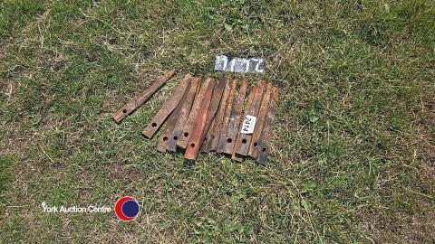 Kuhn power harrow straight tines (good used)