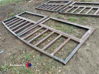 2 handmade steel gates. Ready for wooding and paint - 3