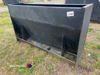 Plastic pig hopper - 2