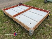 Electric hen brooder - 2