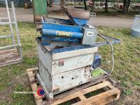 LPE automatic 700 roller mill - 2