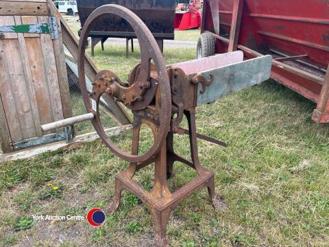 Old hand driven straw chopper