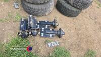 4 x wheels and axles - 2