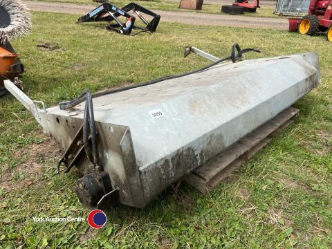 Albutt 7ft 6ins bucket brush