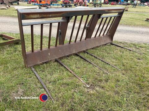 Muck fork with Manitou brackets