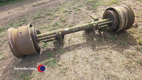 Commercial axle 8T SDC c/w brakes and rims