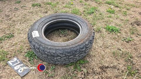 158/70/13C trailer tyre