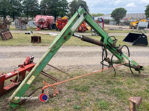 Richford 3pt linkage crane / bag lifter